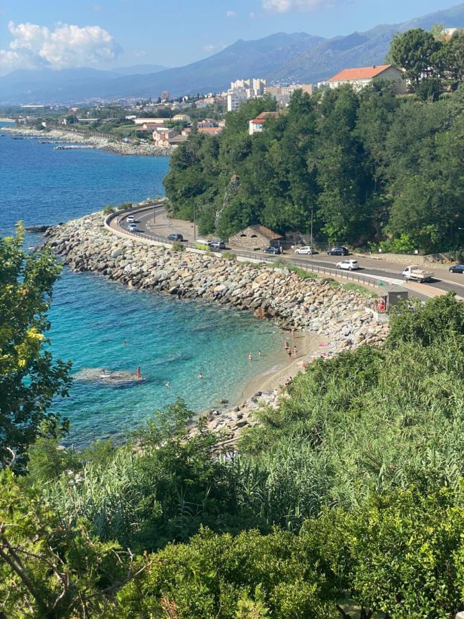 Appartement Vue Mer Et Iles Italiennes Бастия Екстериор снимка
